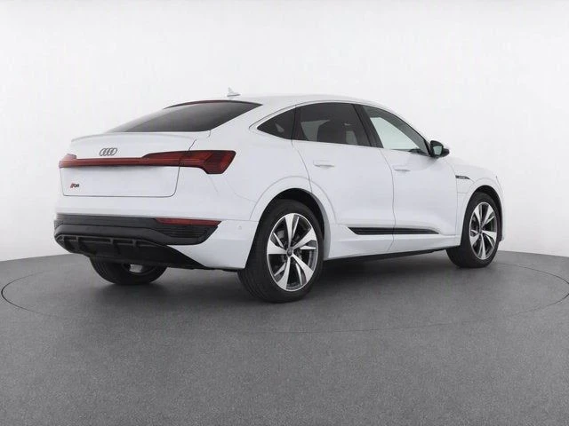 2024 Audi Q8 e-tron - Image 8 of 9