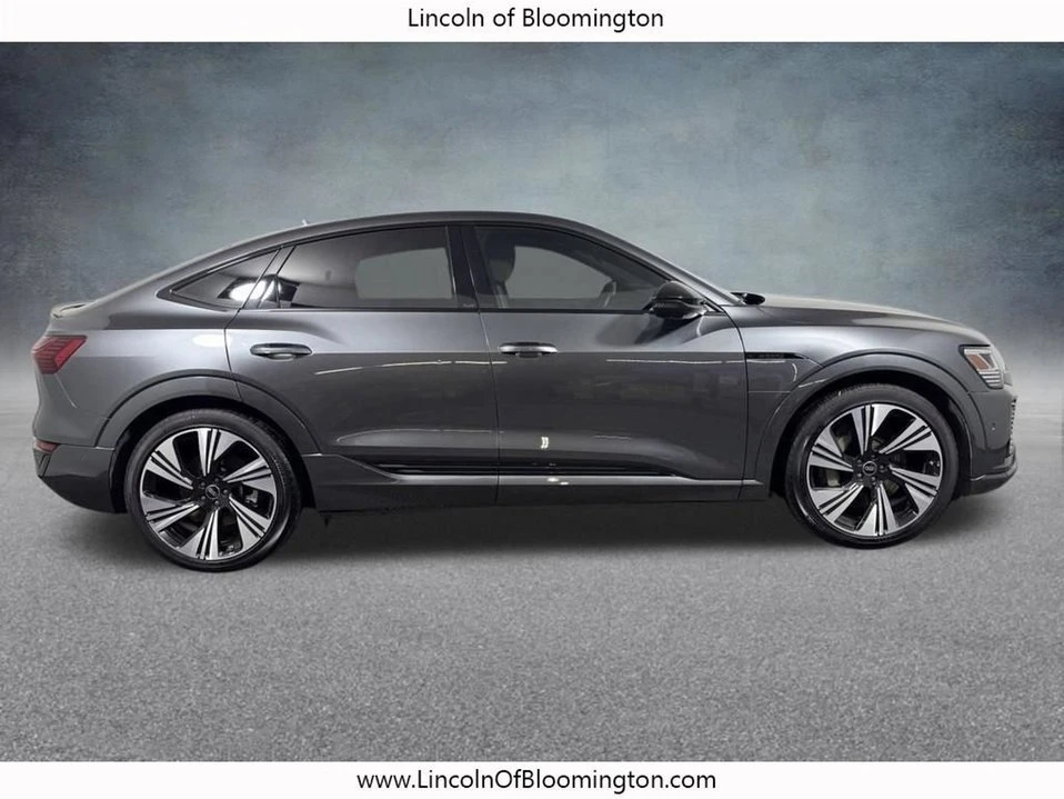 2024 Audi Q8 e-tron - Image 7 of 10
