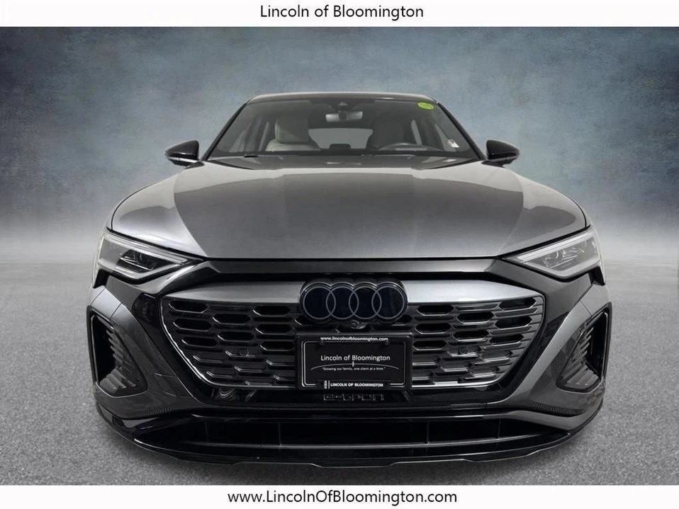 2024 Audi Q8 e-tron - Image 9 of 10