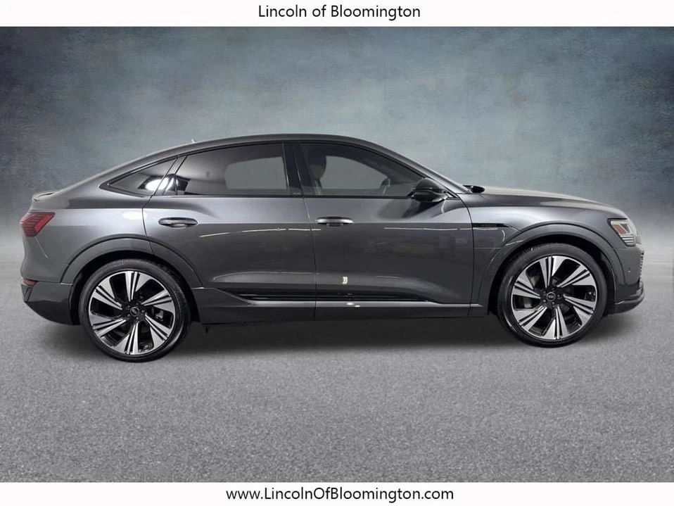 2024 Audi Q8 e-tron - Image 7 of 10