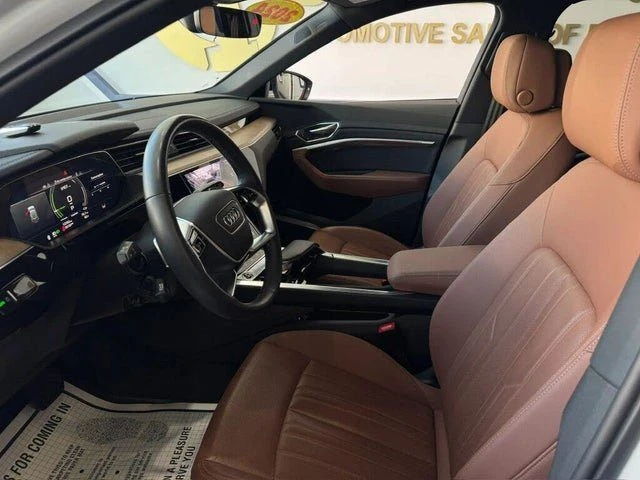 2024 Audi Q8 e-tron - Image 9 of 14