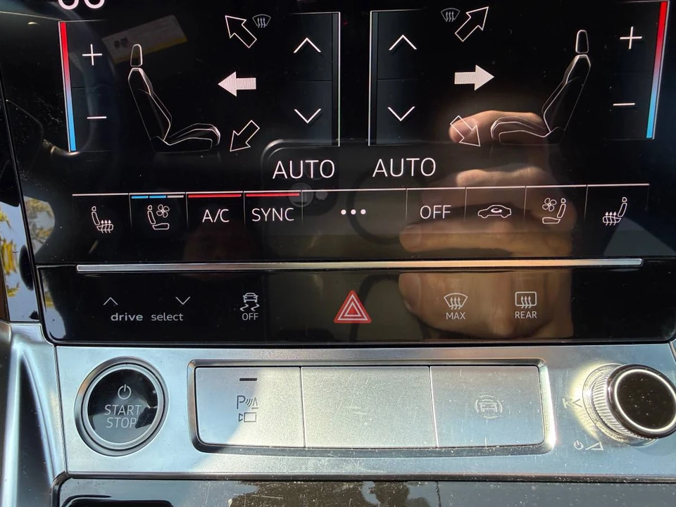 2024 Audi Q8 e-tron - Image 6 of 10