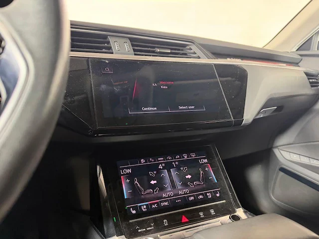 2024 Audi Q8 e-tron - Image 6 of 9