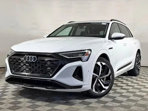 2024 Audi Q8 e-tron