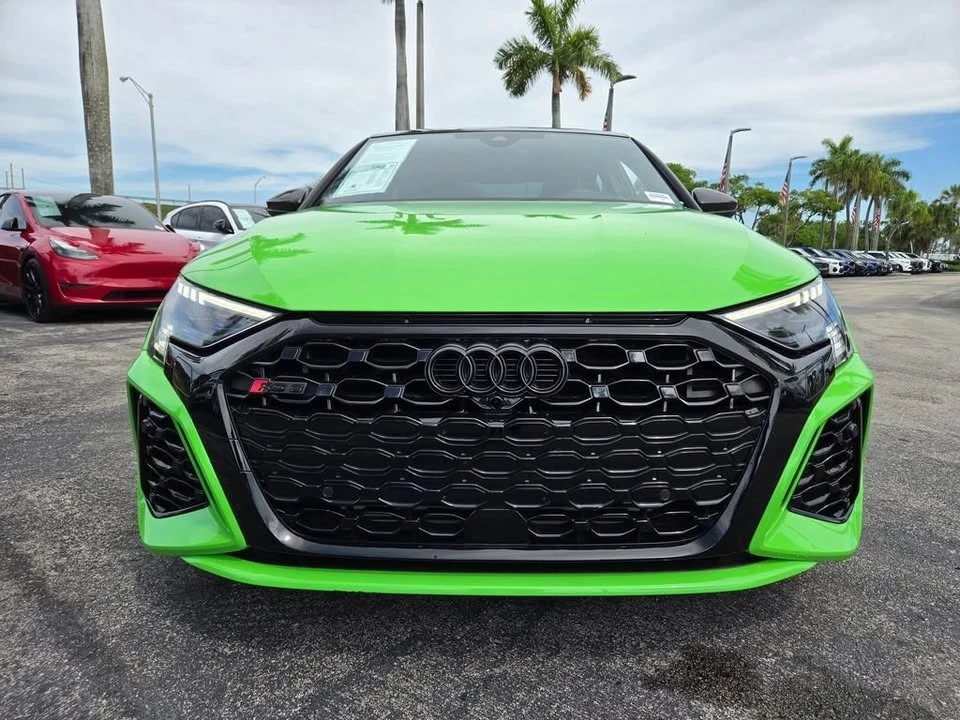 2024 Audi RS e-tron GT - Image 18 of 18