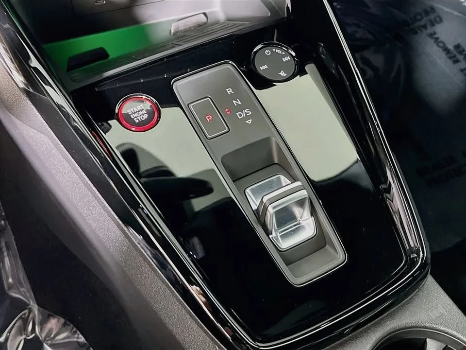 2024 Audi 8Y RS3 - Image 15 of 19