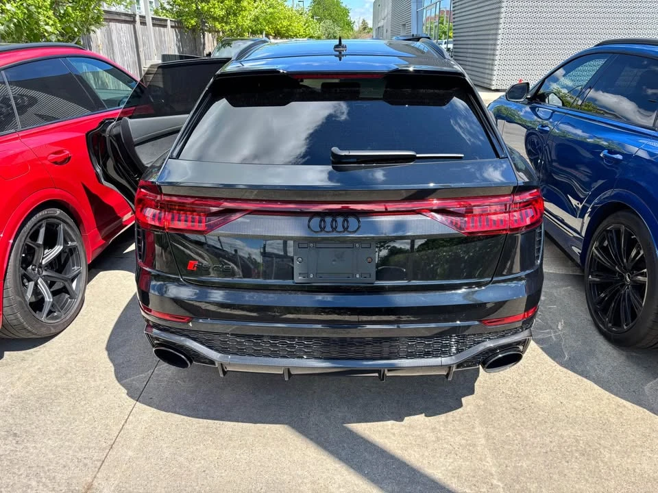 2024 Audi RS Q8 - Image 9 of 10