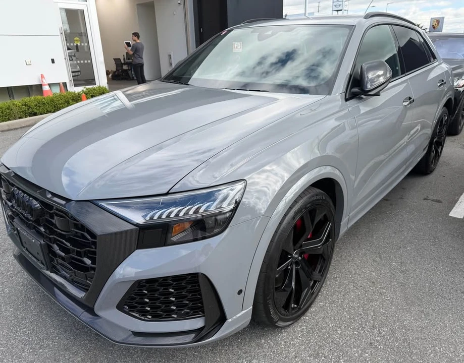 2024 Audi RS Q8 - Image 3 of 13