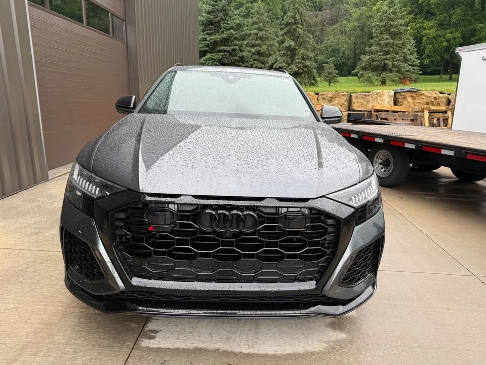 2024 Audi RS Q8 - Image 2 of 12