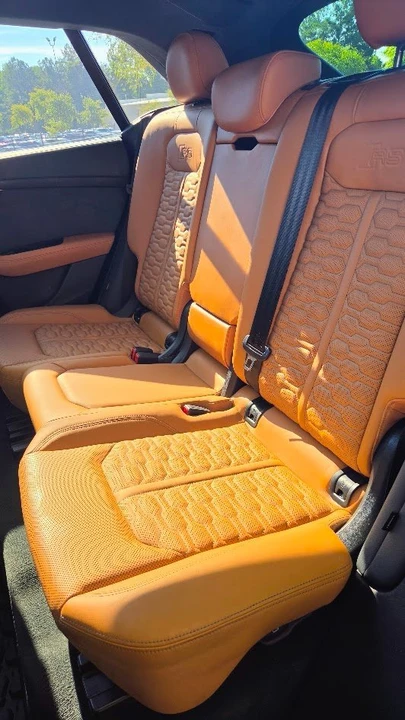 2024 Audi RS Q8 - Image 15 of 19