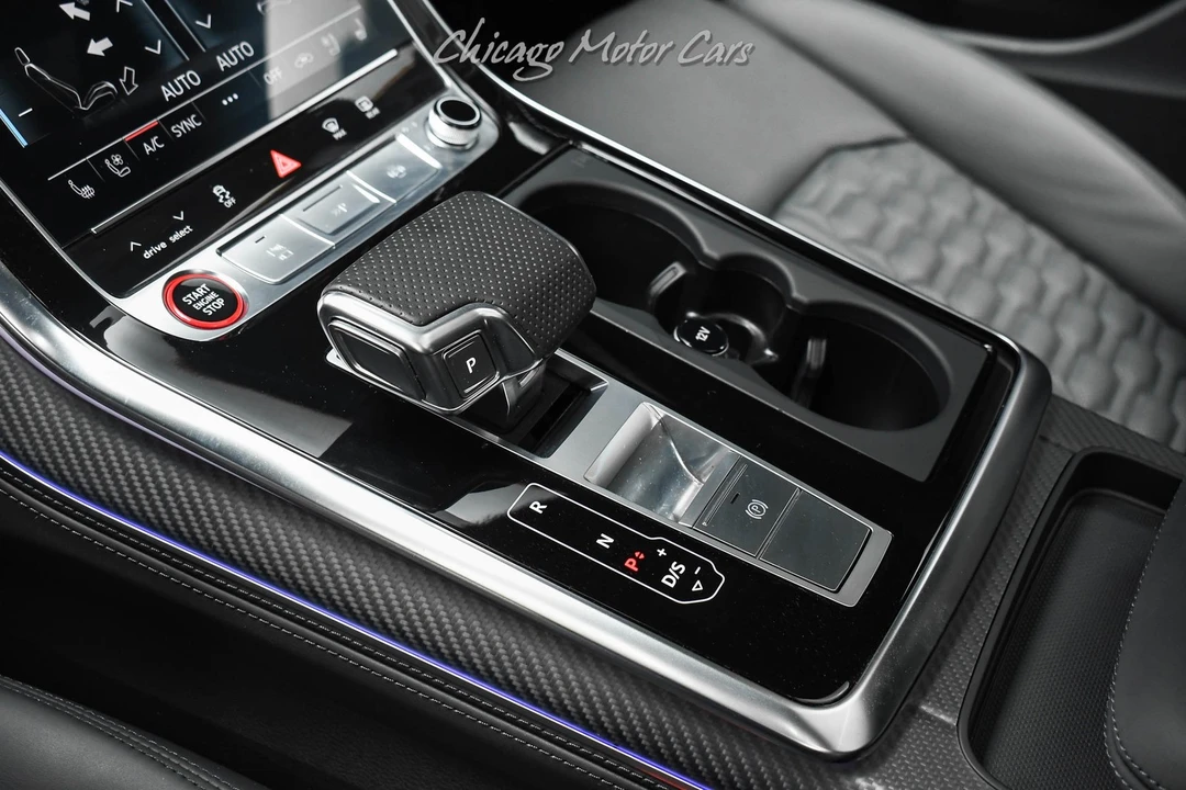 2024 Audi RS Q8 - Image 16 of 21
