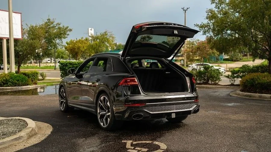 2024 Audi RS Q8 - Image 6 of 6