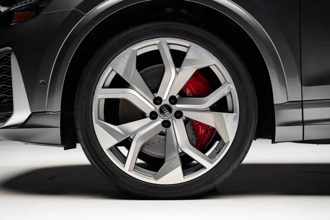 2024 Audi RS Q8 - Image 19 of 21