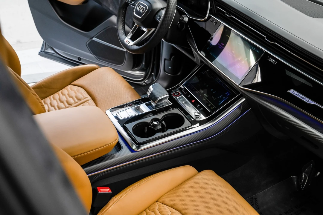 2024 Audi RS Q8 - Image 13 of 21