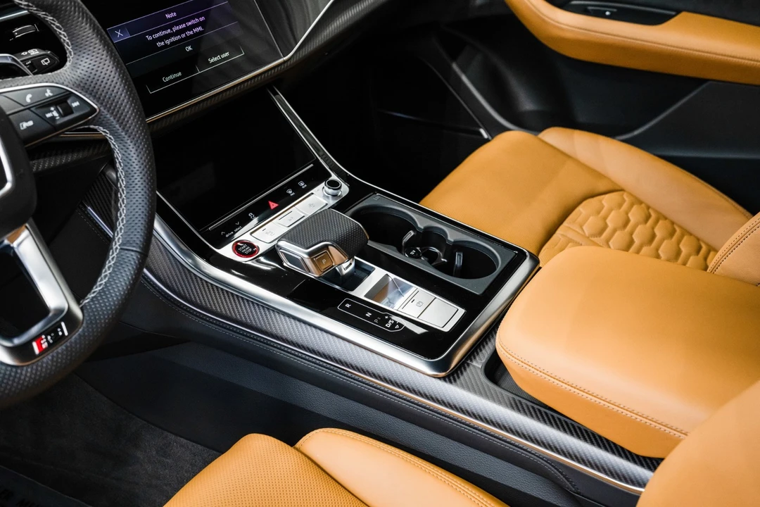 2024 Audi RS Q8 - Image 16 of 21