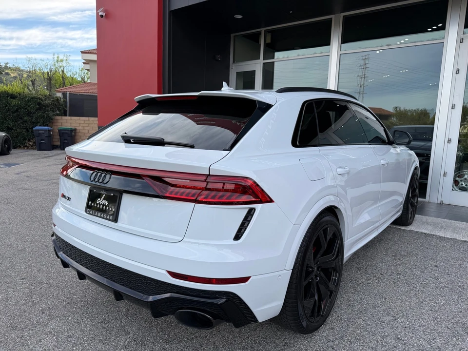 2024 Audi RS Q8 - Image 16 of 21