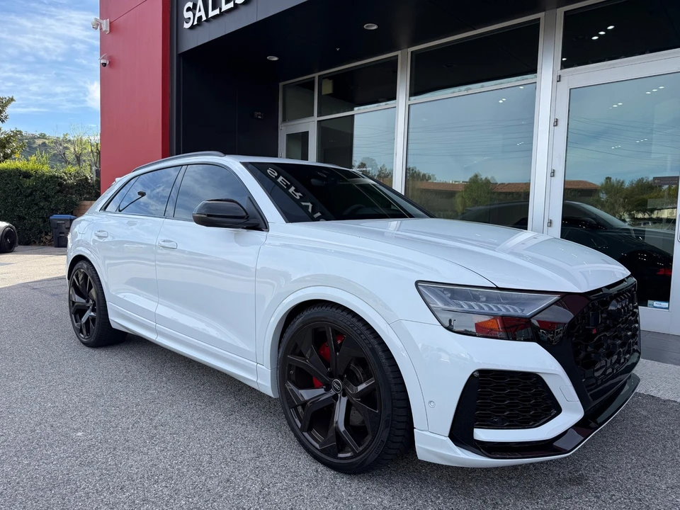 2024 Audi RS Q8 - Image 2 of 21