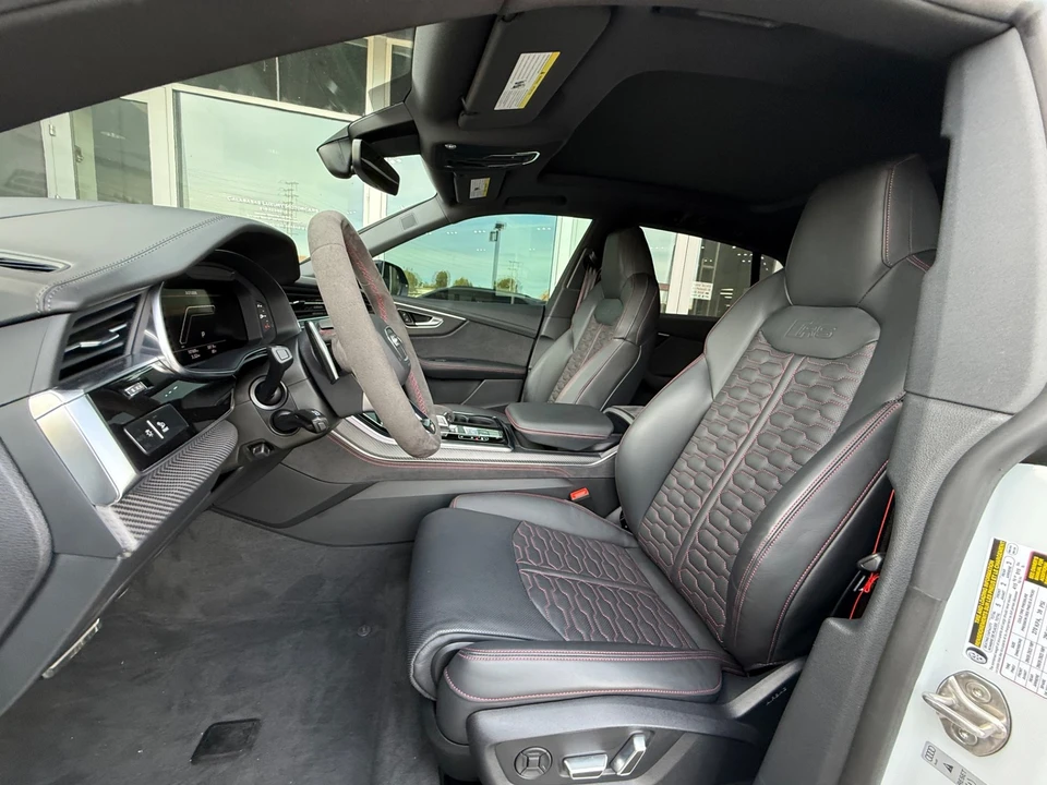2024 Audi RS Q8 - Image 17 of 21