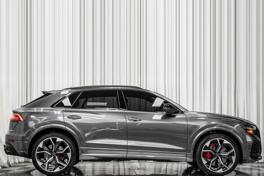 2024 Audi RS Q8 - Image 2 of 12