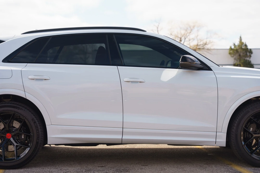 2024 Audi RS Q8 - Image 18 of 31