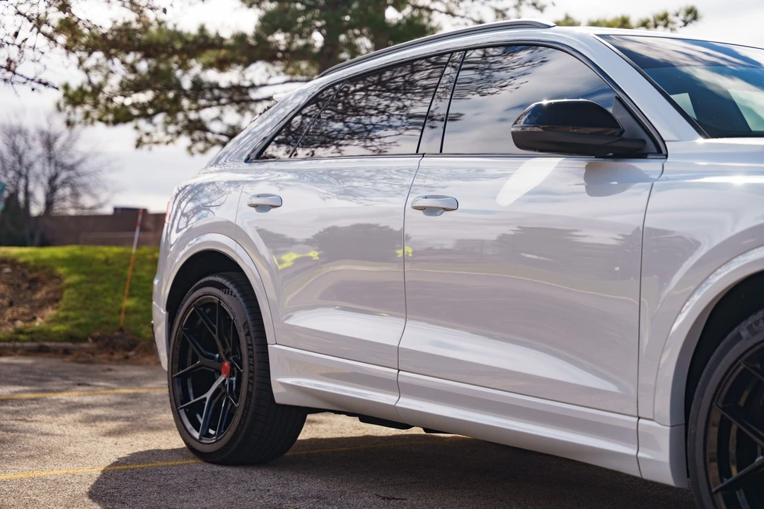 2024 Audi RS Q8 - Image 26 of 31