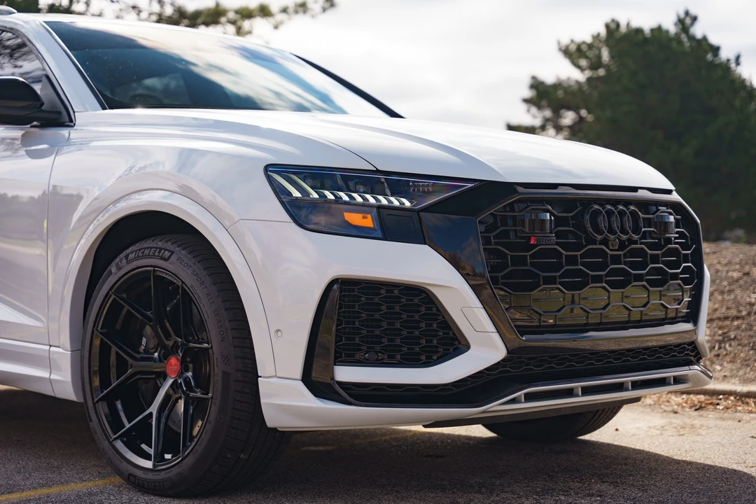 2024 Audi RS Q8 - Image 25 of 31