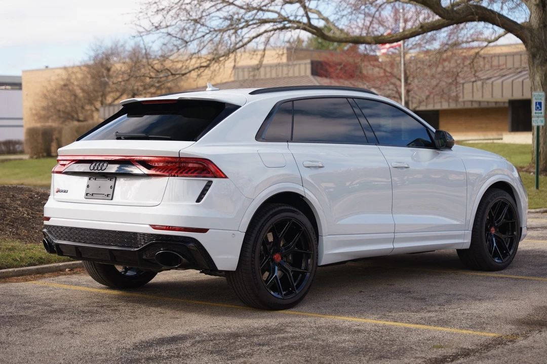 2024 Audi RS Q8 - Image 20 of 31