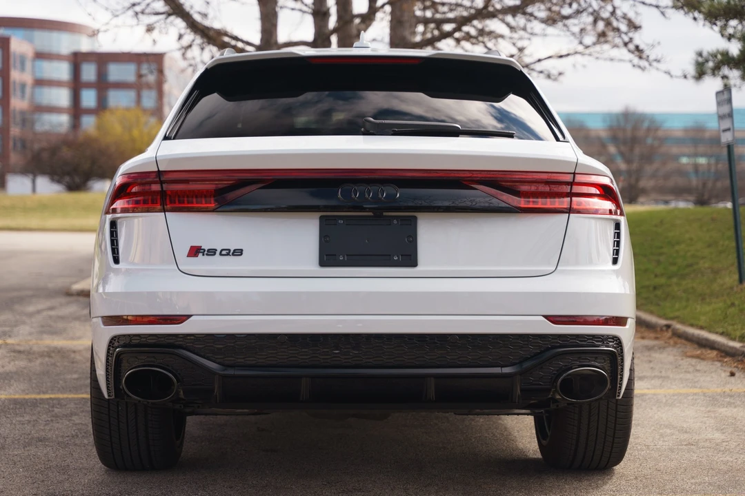2024 Audi RS Q8 - Image 15 of 31