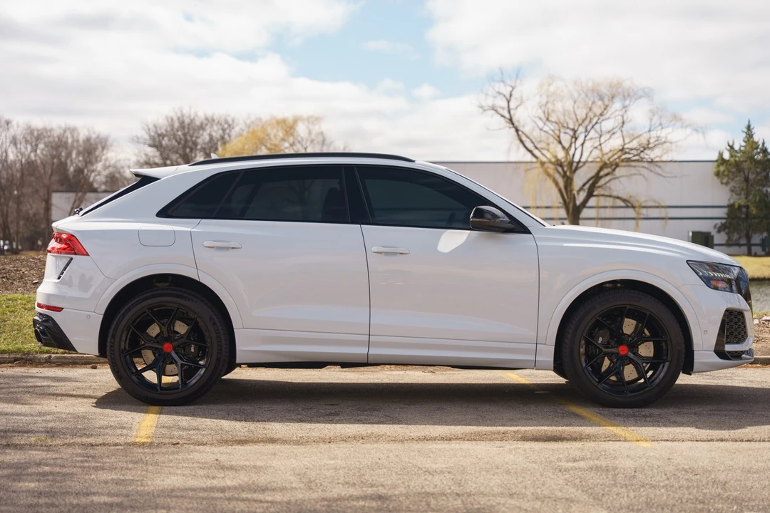 2024 Audi RS Q8 - Image 16 of 31