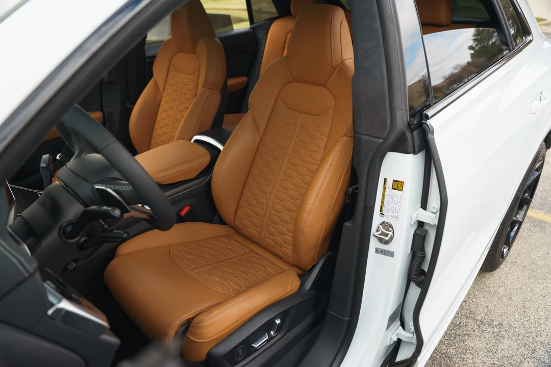 2024 Audi RS Q8 - Image 31 of 31