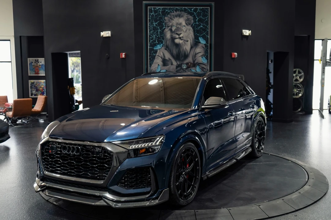 2024 Audi RS Q8 - Image 3 of 12