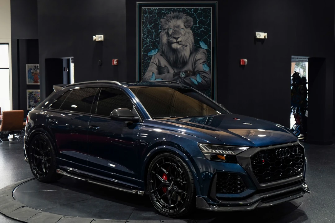 2024 Audi RS Q8 - Image 8 of 12