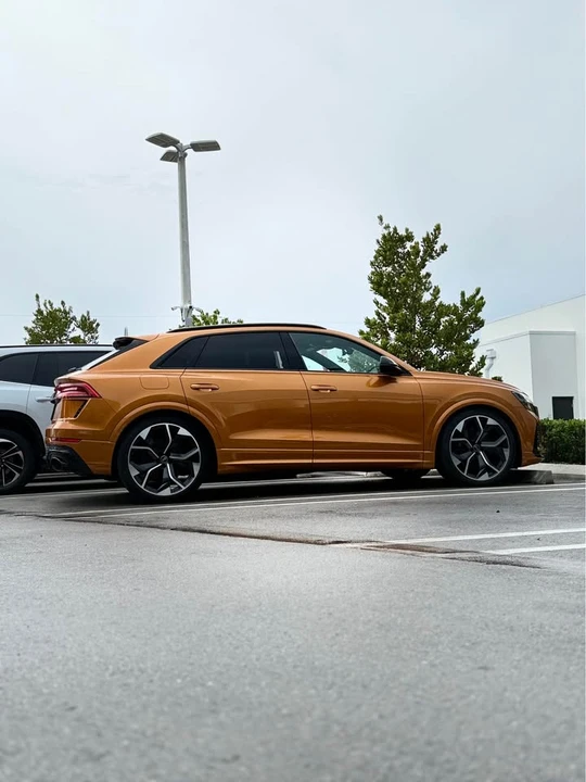 2024 Audi RS Q8 - Image 3 of 4