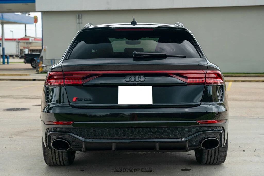 2024 Audi RS Q8 Performance - Image 7 of 12