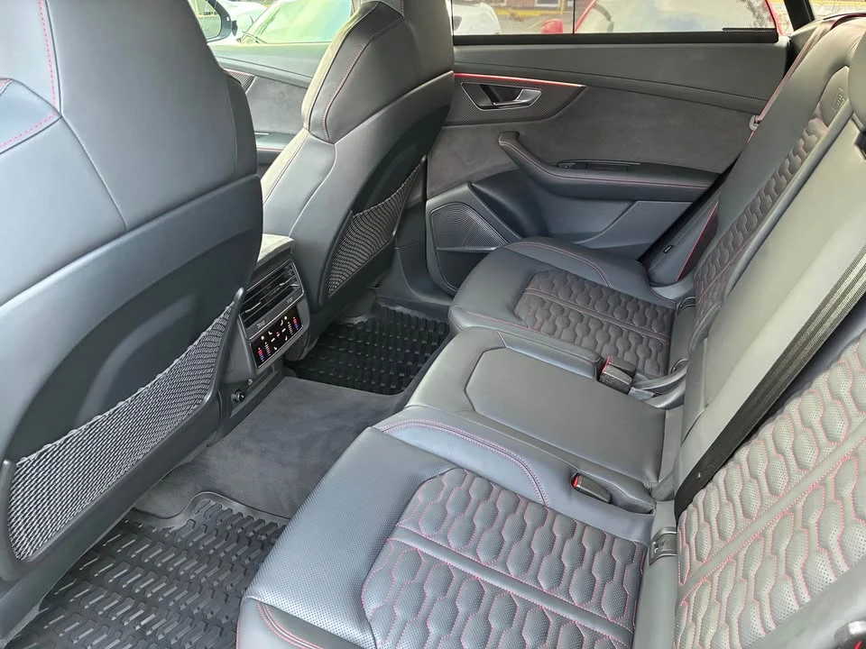 2024 Audi RS Q8 - Image 11 of 12