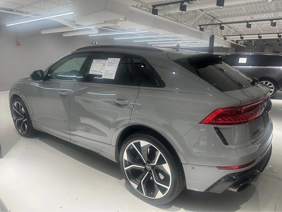 2024 Audi RS Q8 - Image 3 of 7