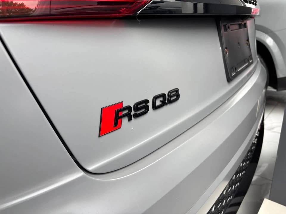 2024 Audi RS Q8 - Image 10 of 10