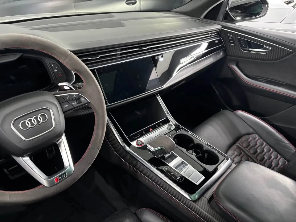 2024 Audi RS Q8 - Image 7 of 10