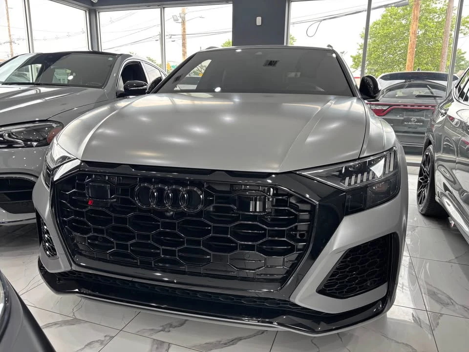 2024 Audi RS Q8 - Image 2 of 10