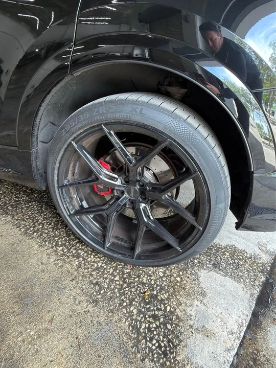 2024 Audi RS Q8 - Image 4 of 15