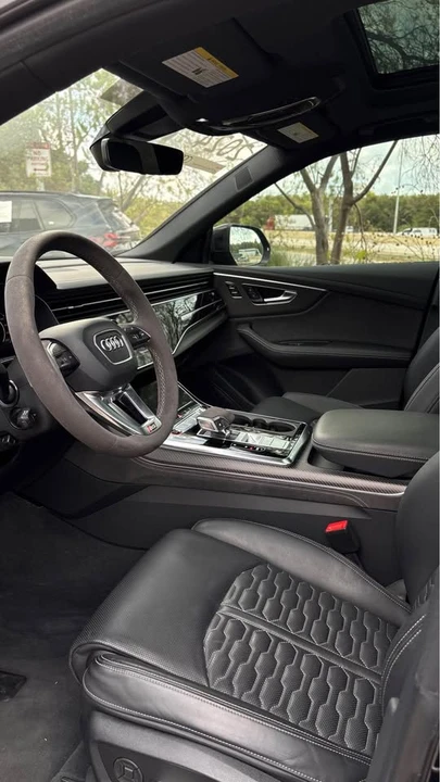 2024 Audi RS Q8 - Image 3 of 6