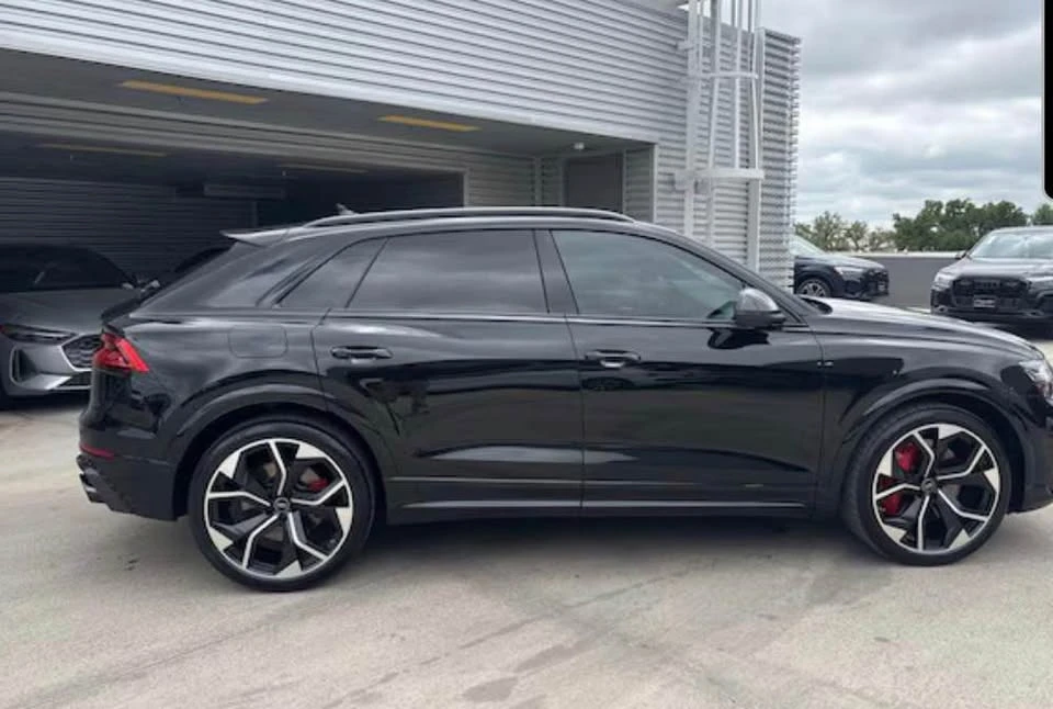 2024 Audi RS Q8 - Image 3 of 10