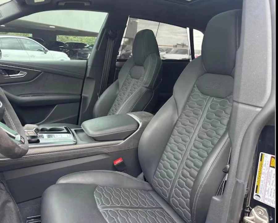 2024 Audi RS Q8 - Image 7 of 10