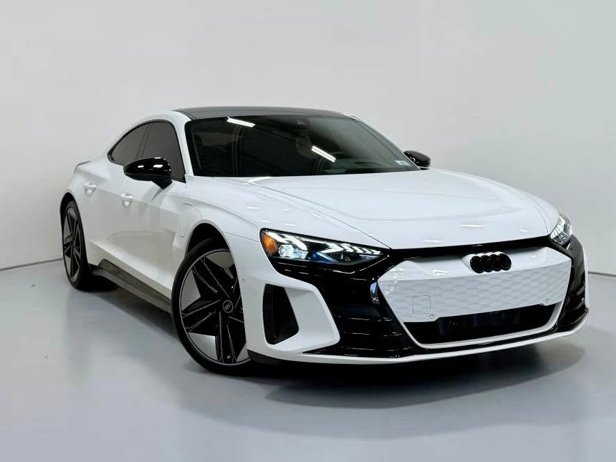 2024 Audi RS e-tron GT - Image 9 of 20