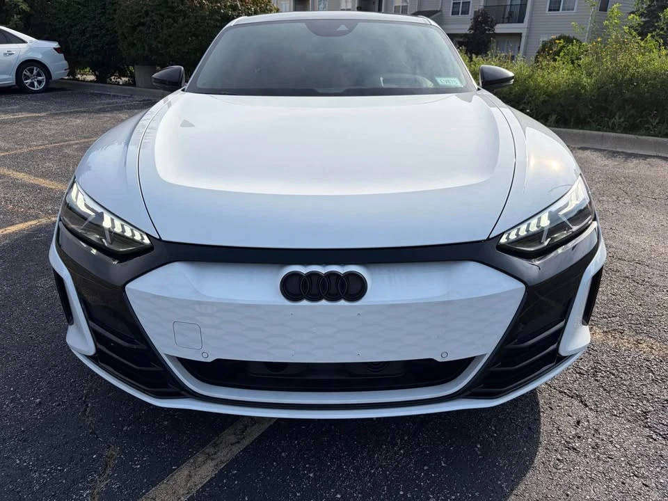2024 Audi RS e-tron GT - Image 2 of 12
