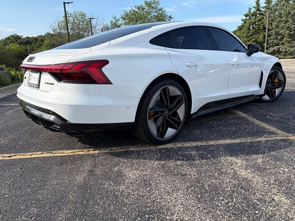 2024 Audi RS e-tron GT - Image 5 of 12