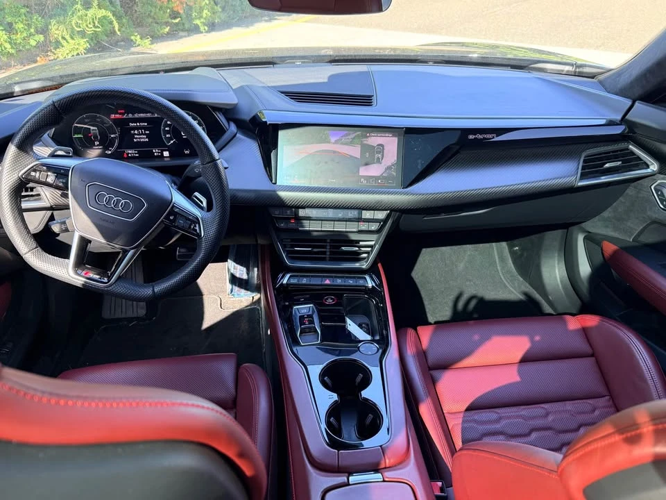 2024 Audi RS e-tron GT - Image 9 of 16