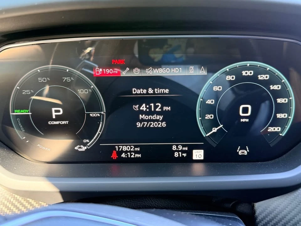 2024 Audi RS e-tron GT - Image 15 of 16