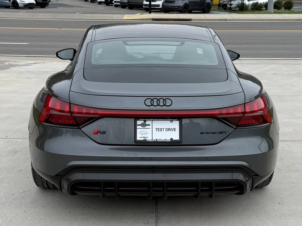 2024 Audi e-tron GT - Image 6 of 21