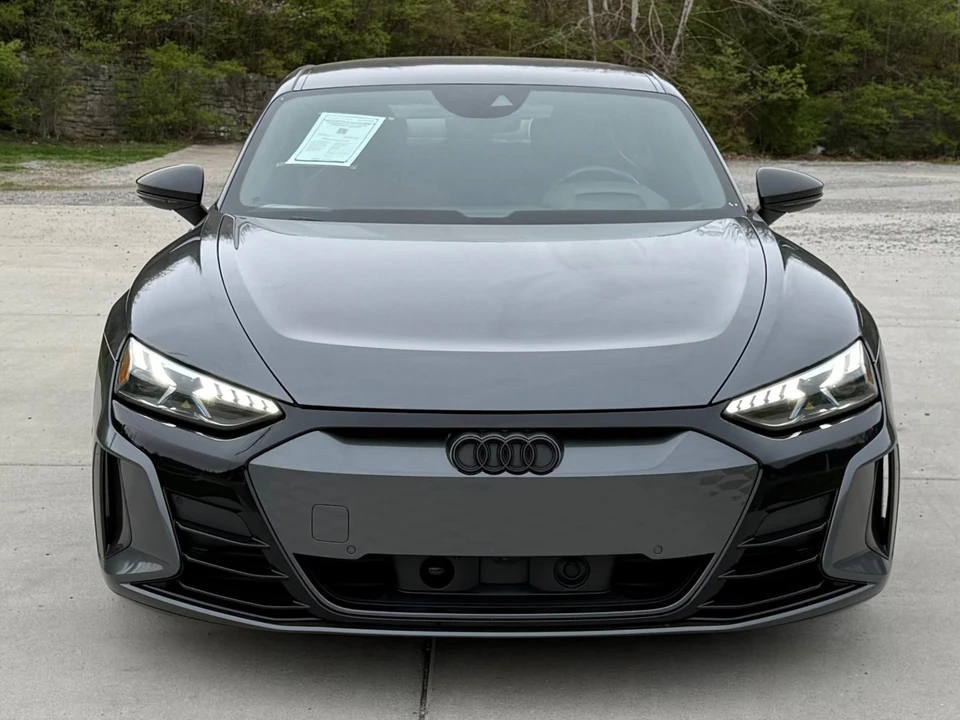 2024 Audi e-tron GT - Image 5 of 21